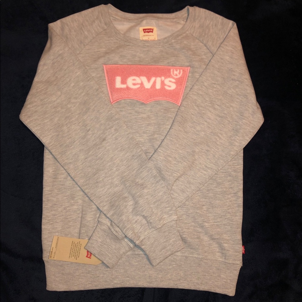 Girls Levi’s sweatshirt 🌸